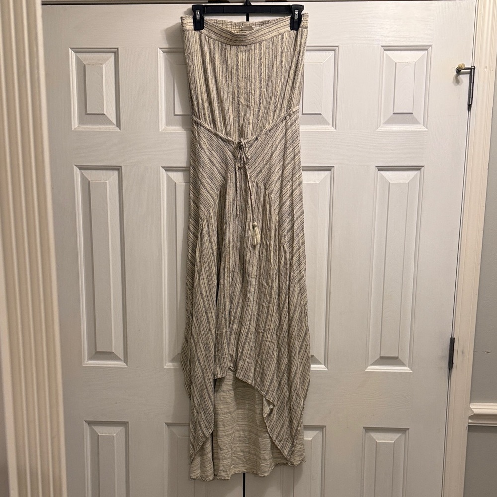 American Threads Strapless Beige Dress